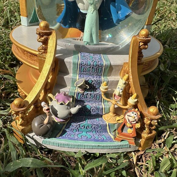 Rare 1991 Beauty and the Beast Snow Globe Library with Working‎ Music Box - Picture 2 of 12